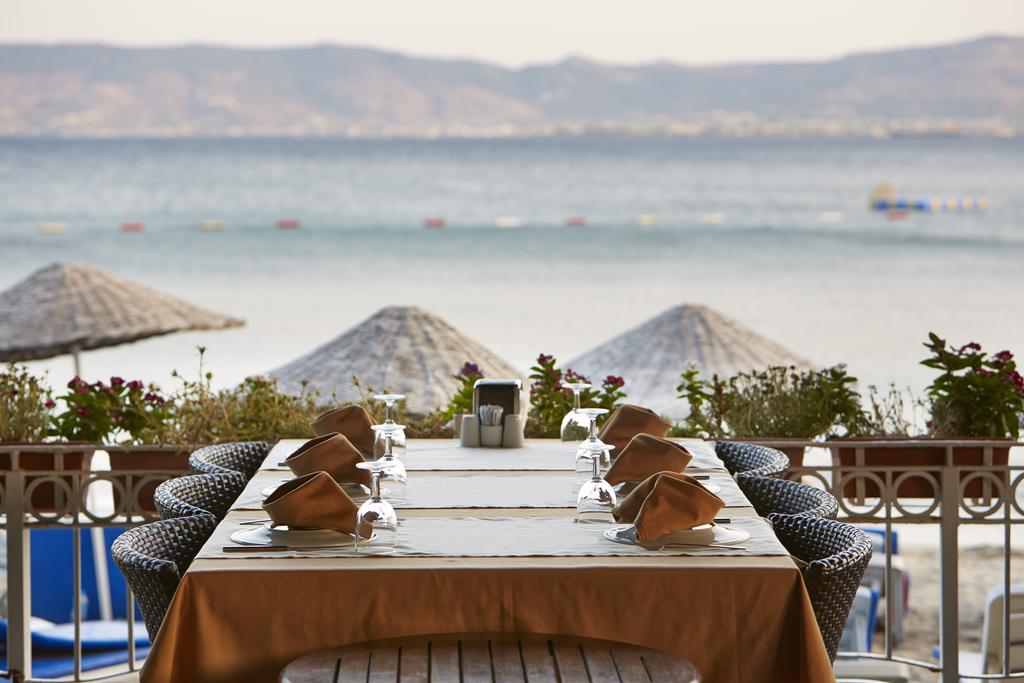 Meteor Beach Hotel Turgutreis Bagian luar foto