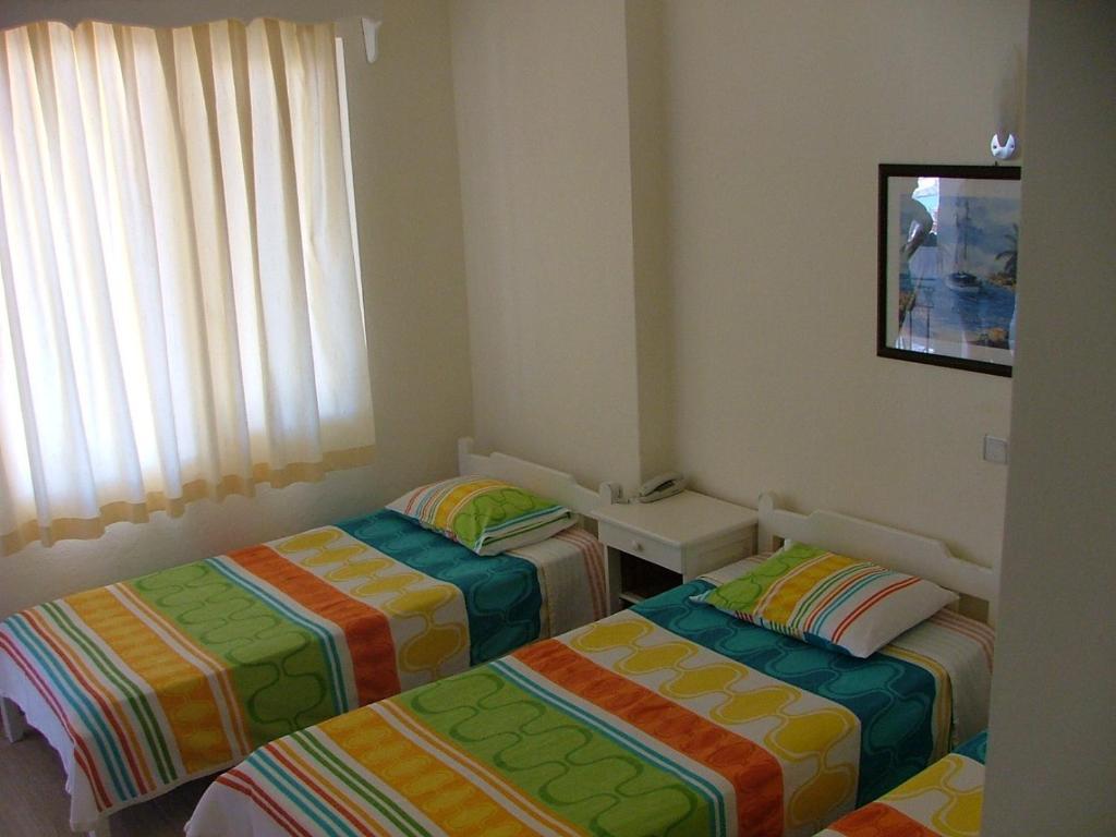 Meteor Beach Hotel Turgutreis Ruang foto