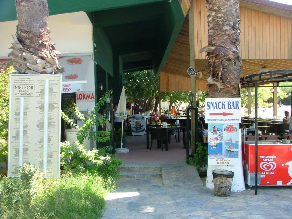 Meteor Beach Hotel Turgutreis Bagian luar foto